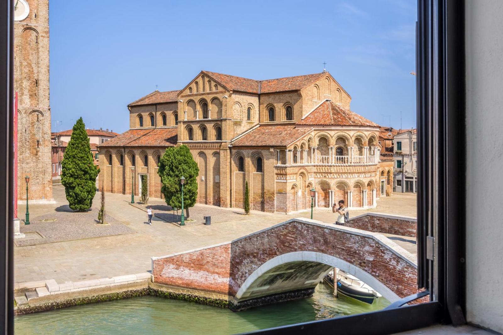 Duomo Murano Apartment With Canal View エクステリア 写真