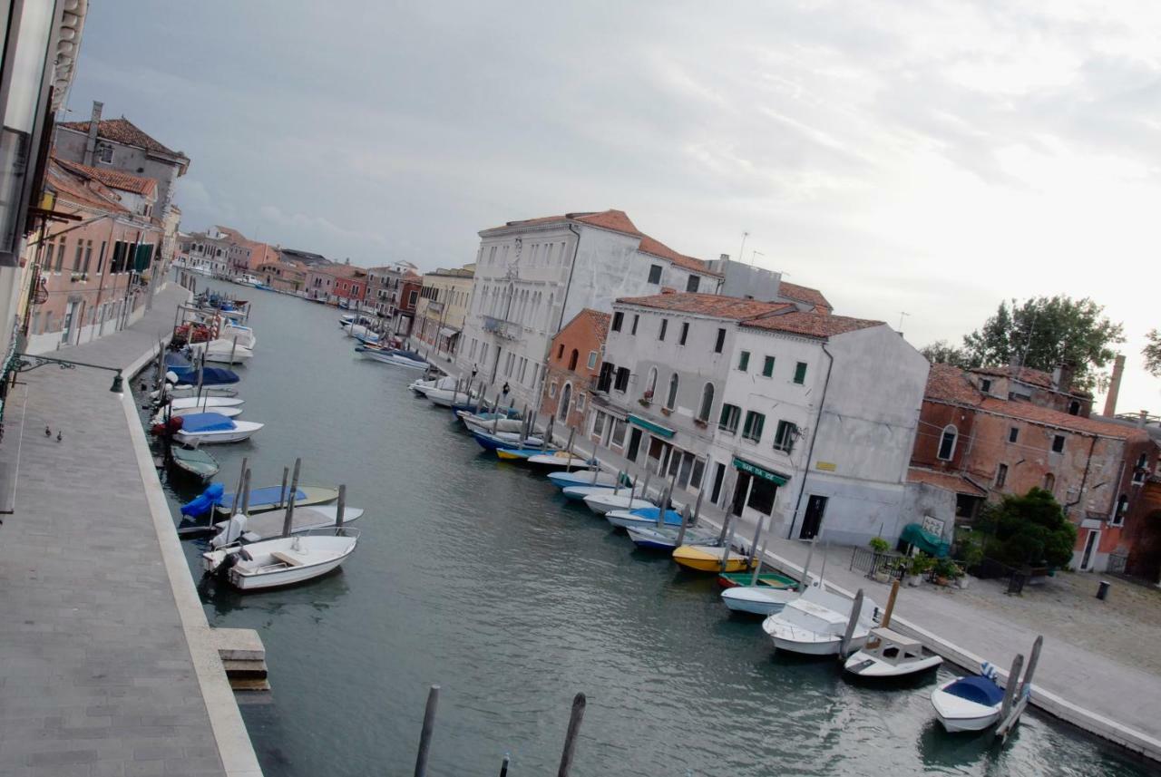 Duomo Murano Apartment With Canal View エクステリア 写真